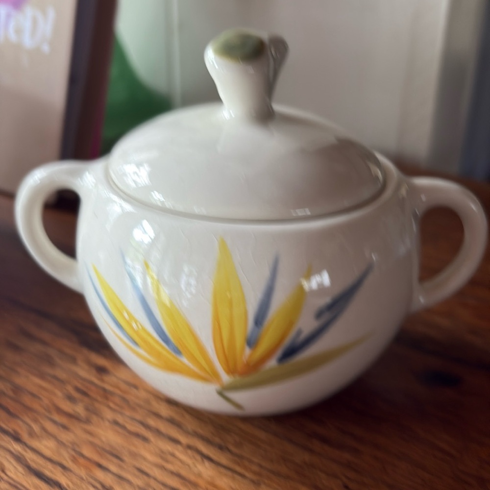 Vintage Winfield Pottery Bird of Paradise Sugar Bowl